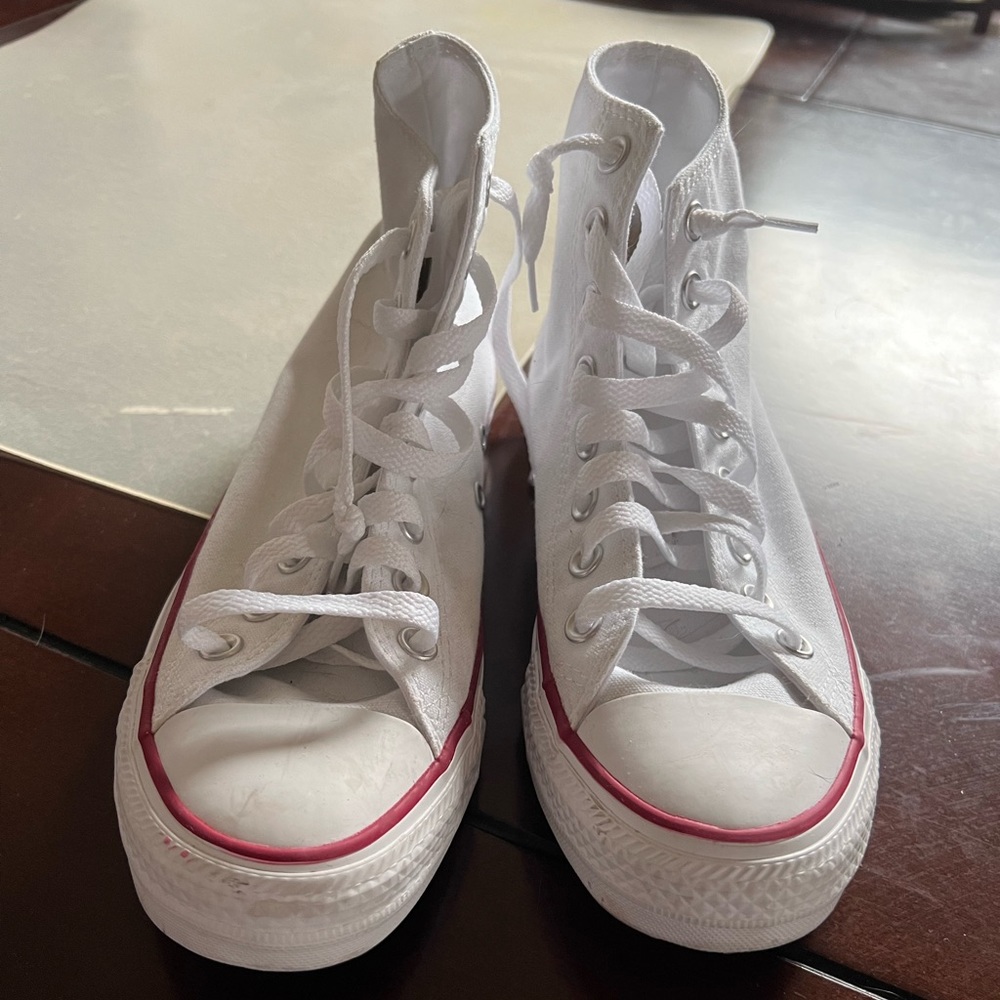 Converse womens 8.5